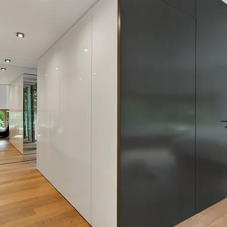 Вилла Jasna Mansion *