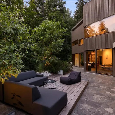 Jasna Mansion 크라니스카고라